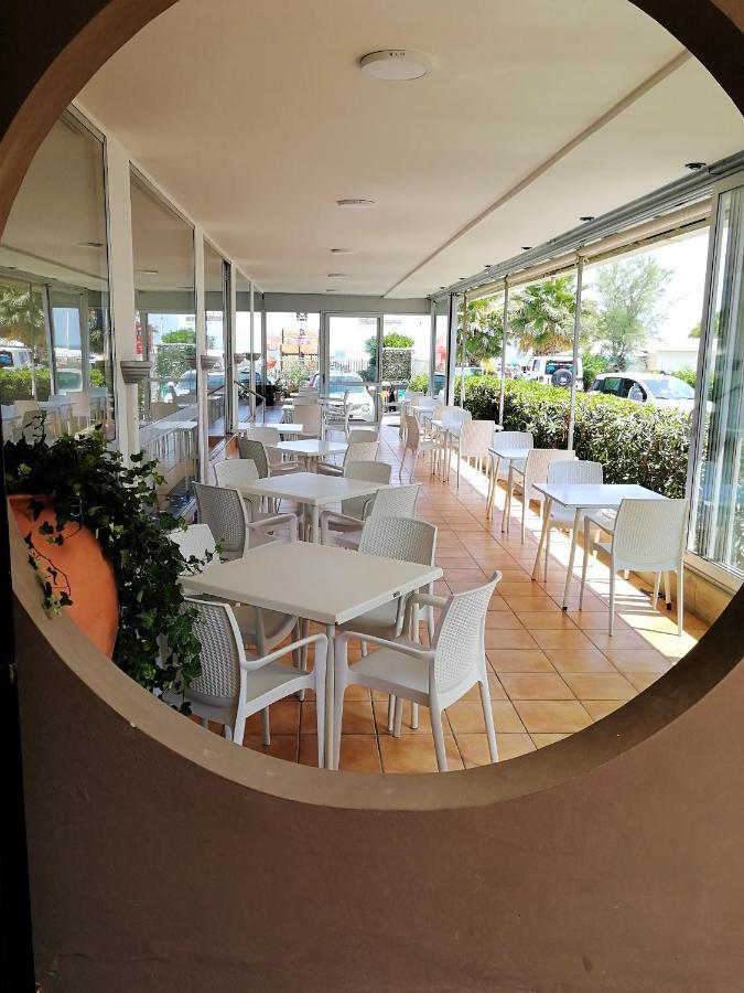 Hotel Diplomatic Riccione Exterior foto