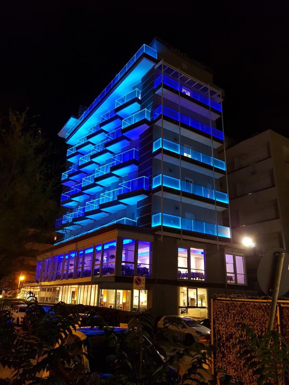 Hotel Diplomatic Riccione Exterior foto